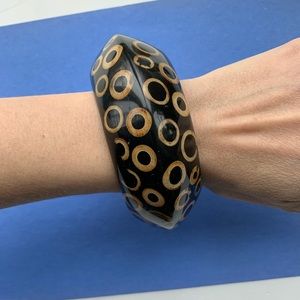 R.J. Graziano chunky resin bracelet in cheetah dot